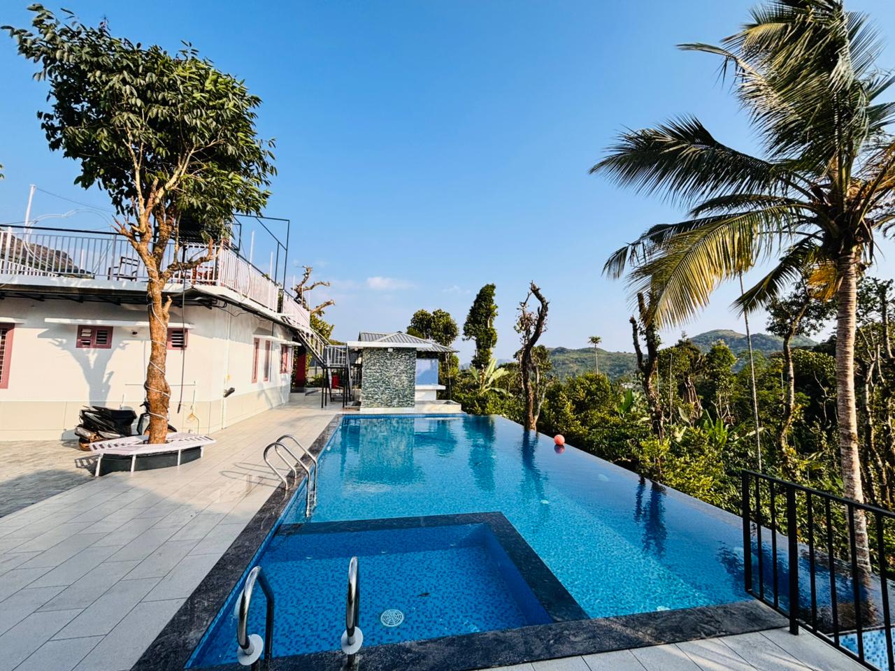 2 Bedroom Pool Villa with Dorm Kakkadampoyil in Kakkadampoyil, Kerala